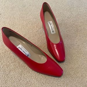 Vintage 1980s Spanish Leather Pumps